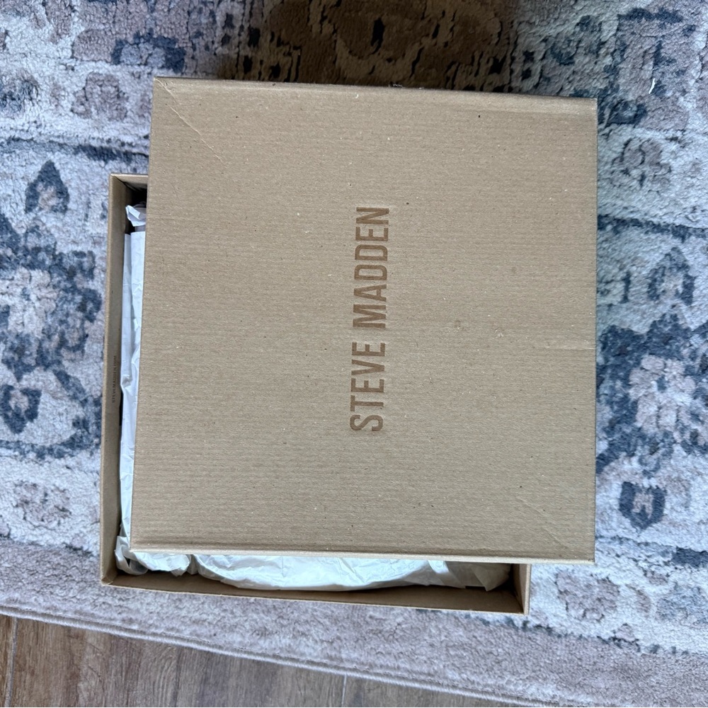 Steve Madden joyride Champagne gold heels
